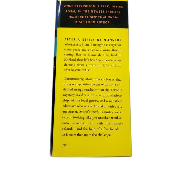 Stuart Woods Scandalous Behavior A Stone Barrington Novel - Picture 2 of 3